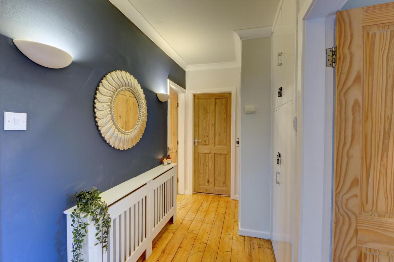 Kist Accommodates - Stylish Headingley Apartment - Parking - 500 Mps Wifi Meanwood Buitenkant foto